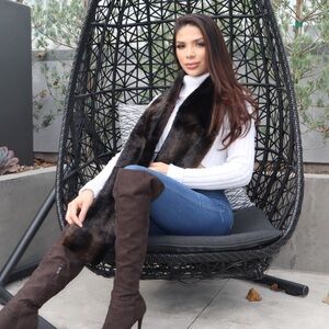 Luxurious Brown Faux Fur Scarf